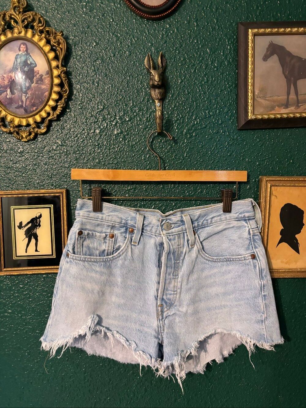 Levi’s 501 Button Fly Shorts Size 26